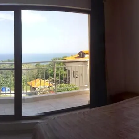 Daire апартамент софия 38
